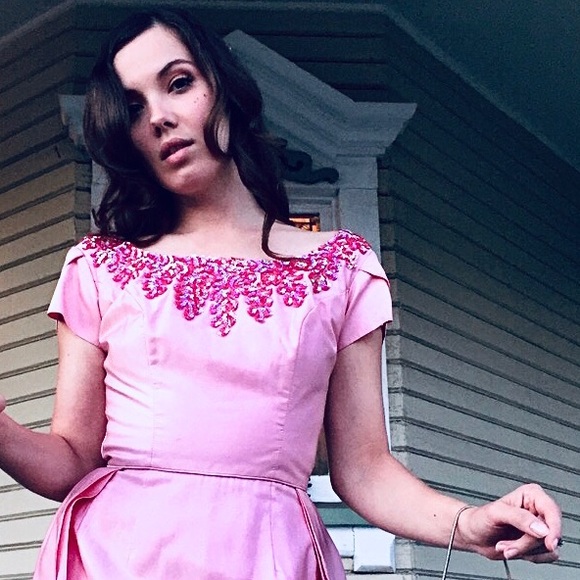 1960’s Iridescent Bubblegum Pink Gown - Picture 3 of 11